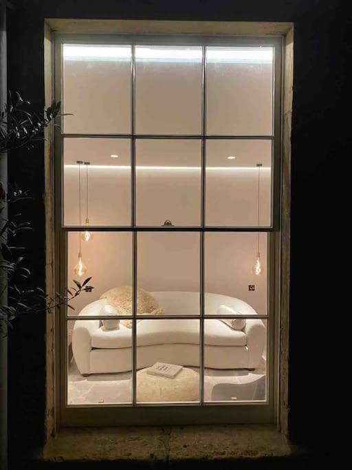 Luxury Georgian Apartment - 5 Minute Walk To Spa Bath Exterior foto