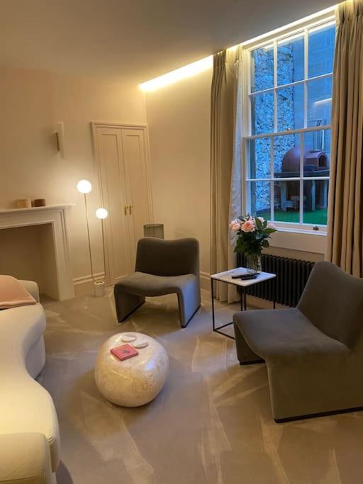 Luxury Georgian Apartment - 5 Minute Walk To Spa Bath Exterior foto